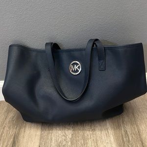 Navy blue Michael Kors tote bag